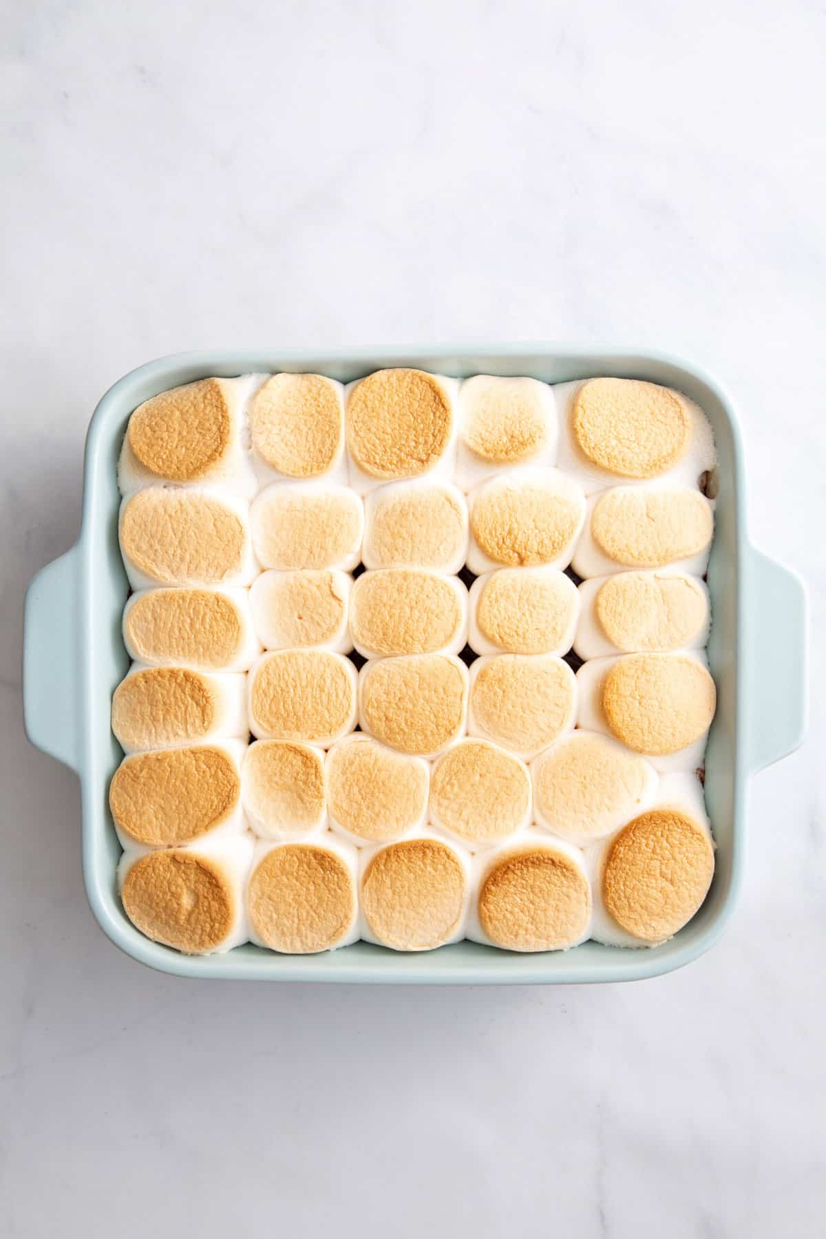 step 4 to make s'mores dip, baked s'mores dip