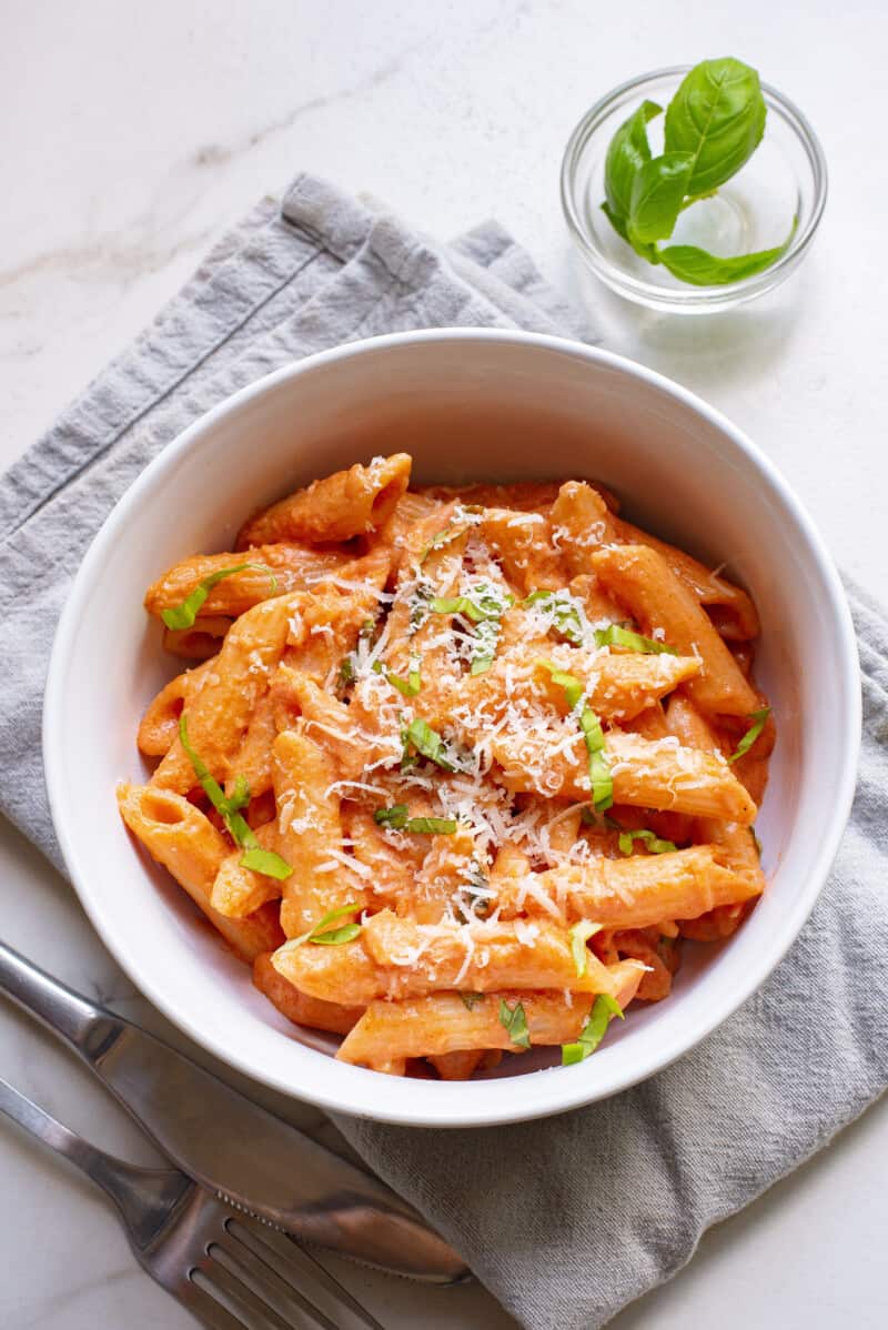 Creamy Tomato Pasta (Under 30 Minutes) - All Things Mamma