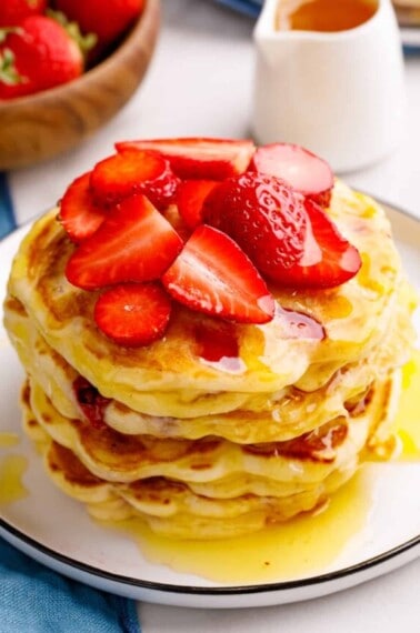 Strawberry Pancakes Hero-4