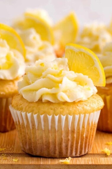 lemon-cupcakes-hero-5