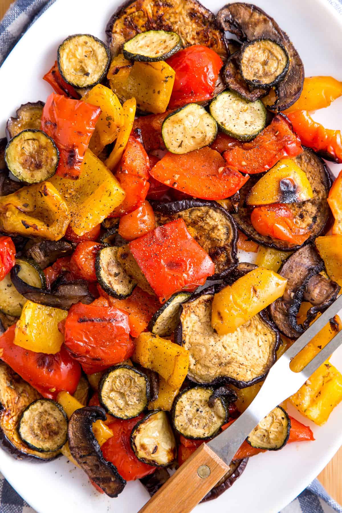 top down image of a plate of grilled vegetables