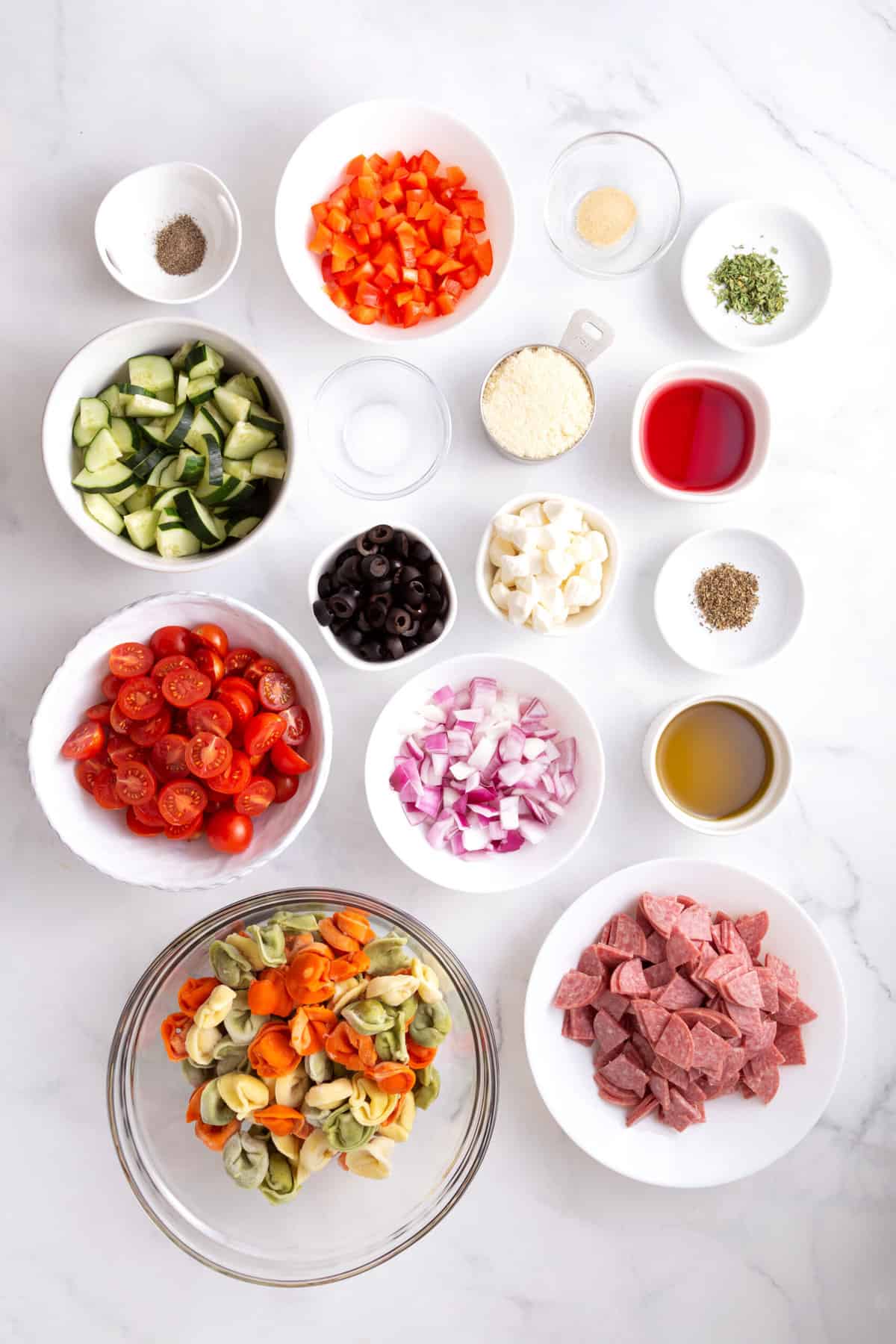 ingredients to make tortellini pasta salad