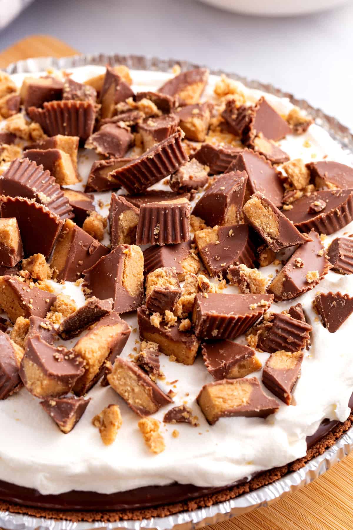 close up image of reese's peanut butter pie.