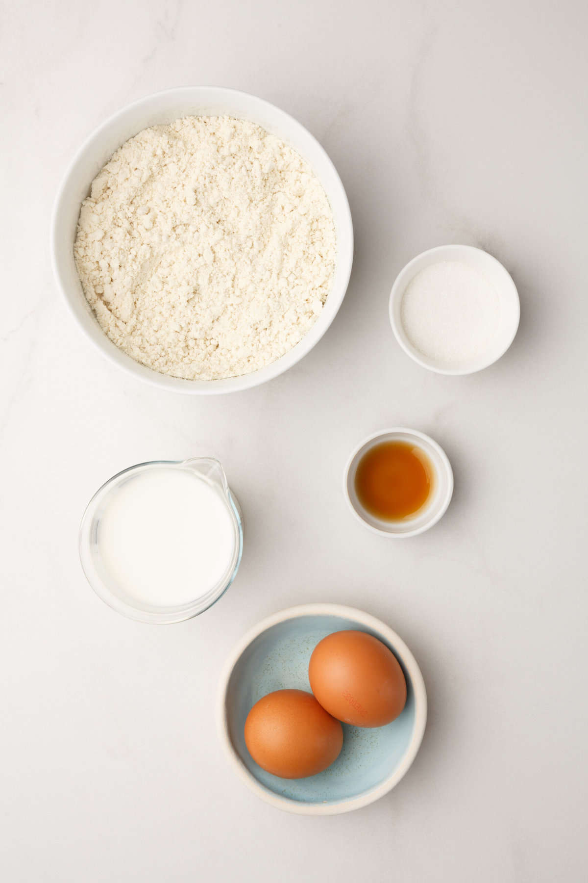 ingredients to make classic bisquick pancakes.