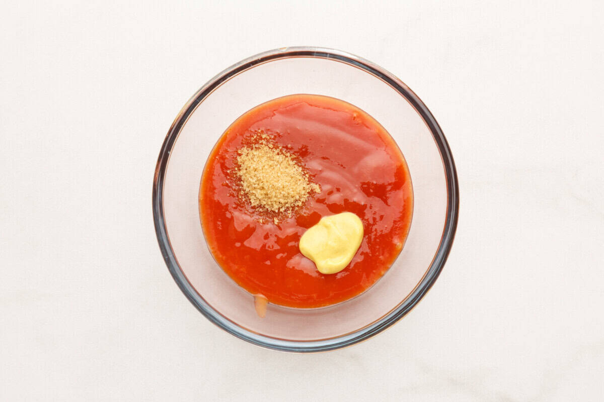 sweet tomato glaze in a bowl