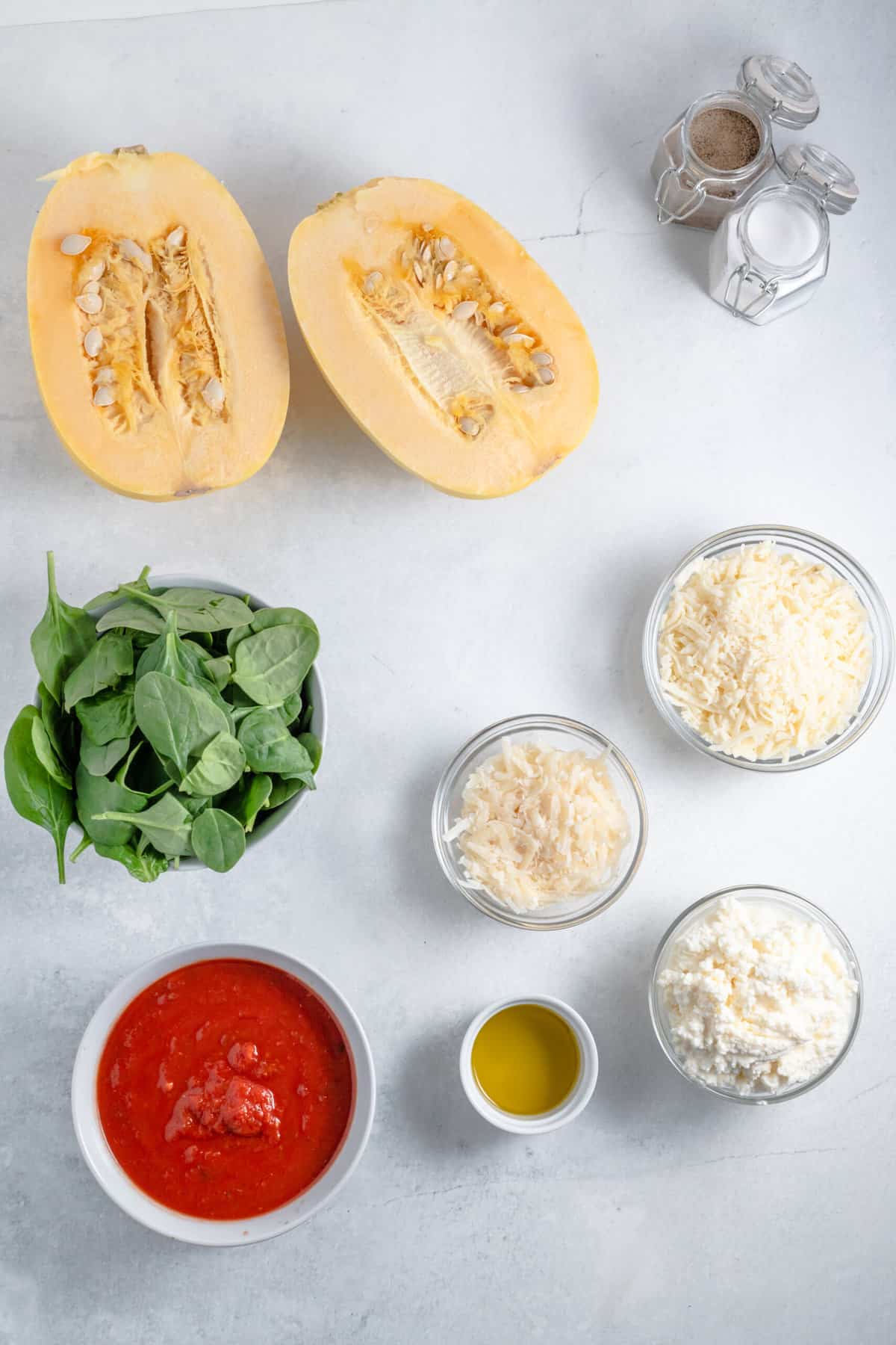 ingredients to make stuffed lasagna spaghetti squash.