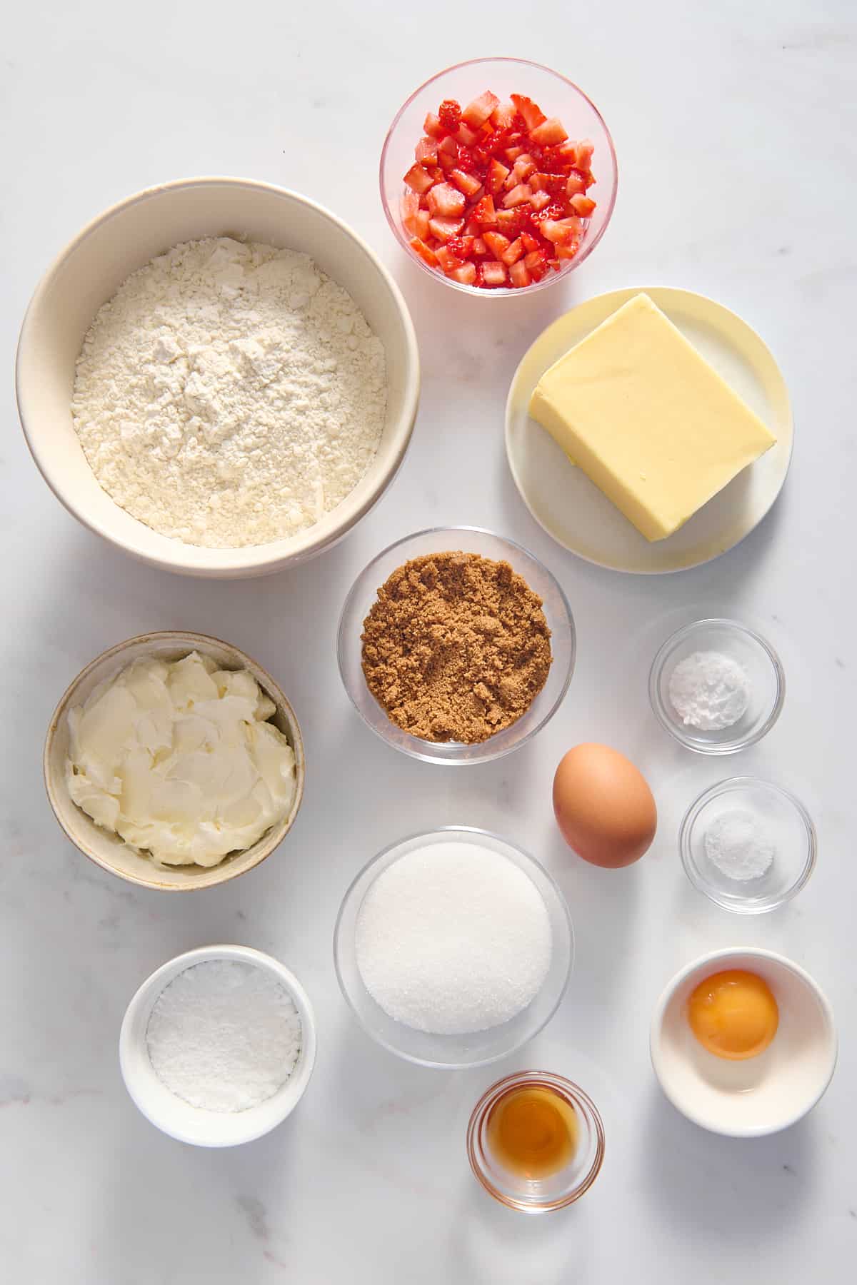 ingredients to make strawberry cheesecake cookies. 