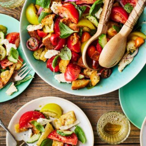 fresh panzanella salad