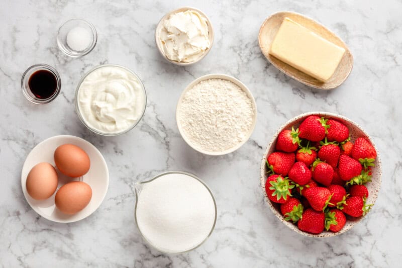 ingredients needed for strawberry shortcake made with pound cake