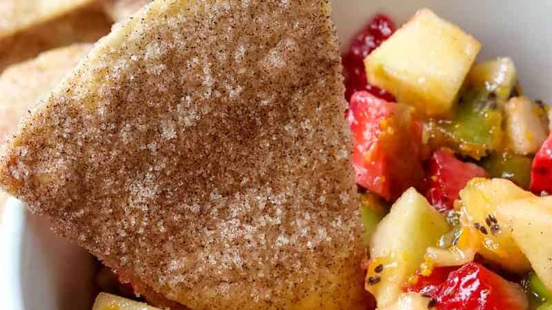 cinnamon chips in fruit salsa dip