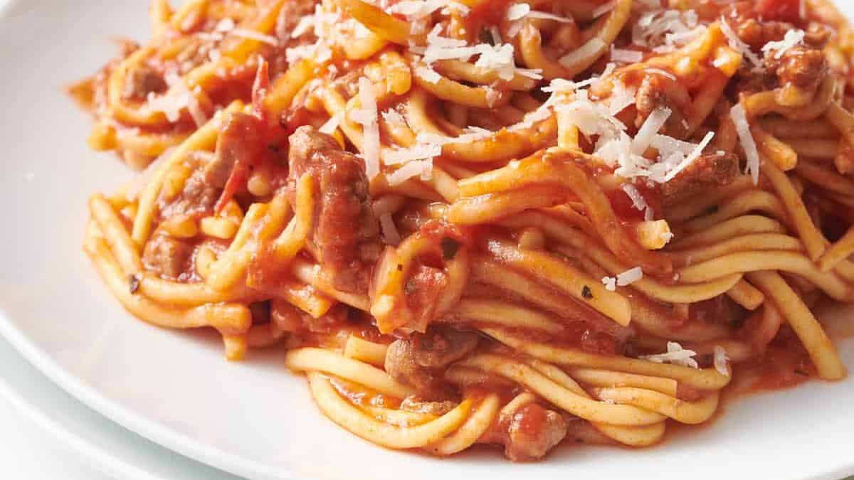 Crock pot spaghetti on a plate.