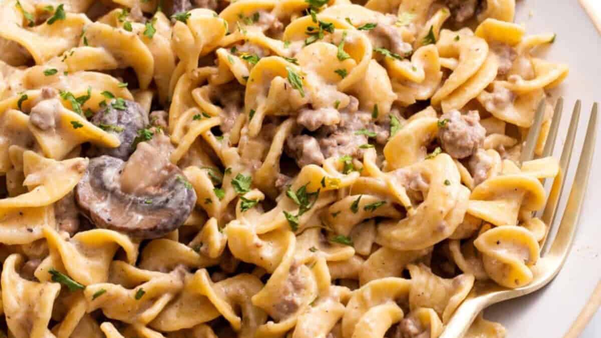 beef stroganoff with mushrooms