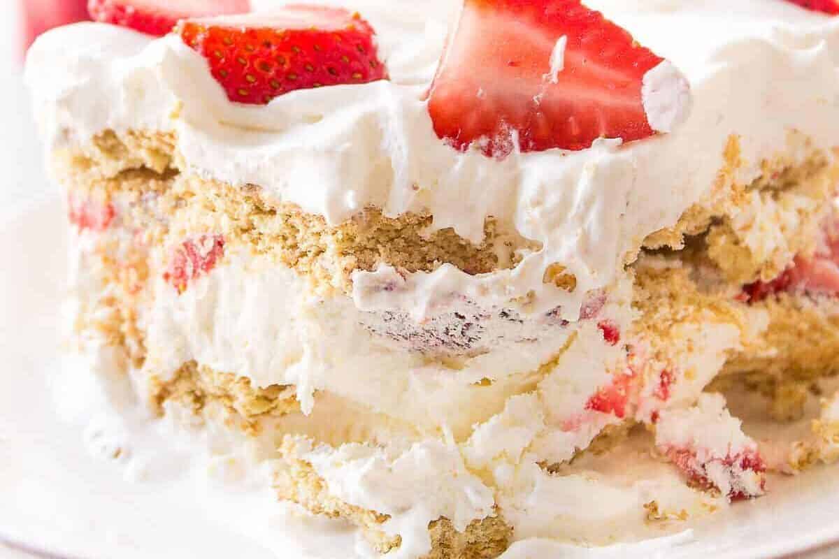 Strawberry-icebox-Cake-26