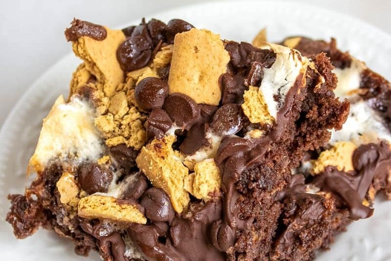 S'MORES BROWNIES