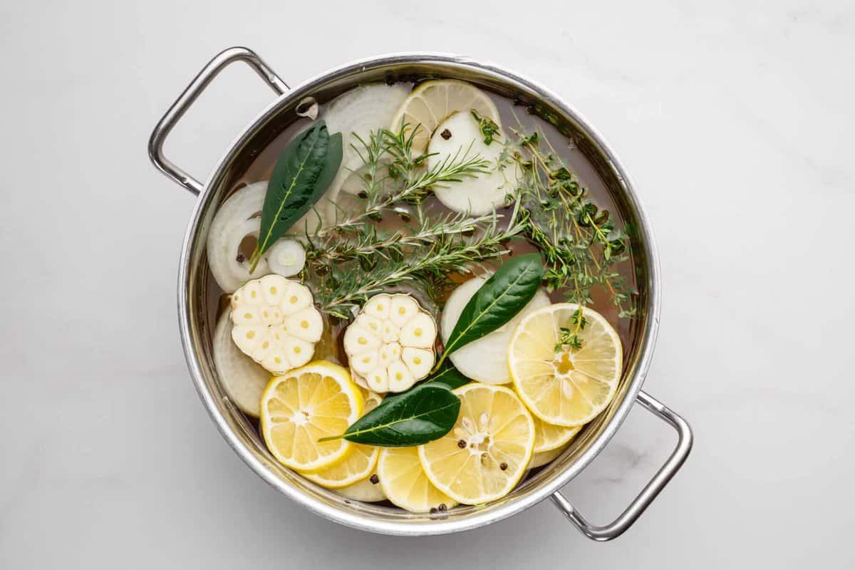 Ingredients for turkey brine in pot.