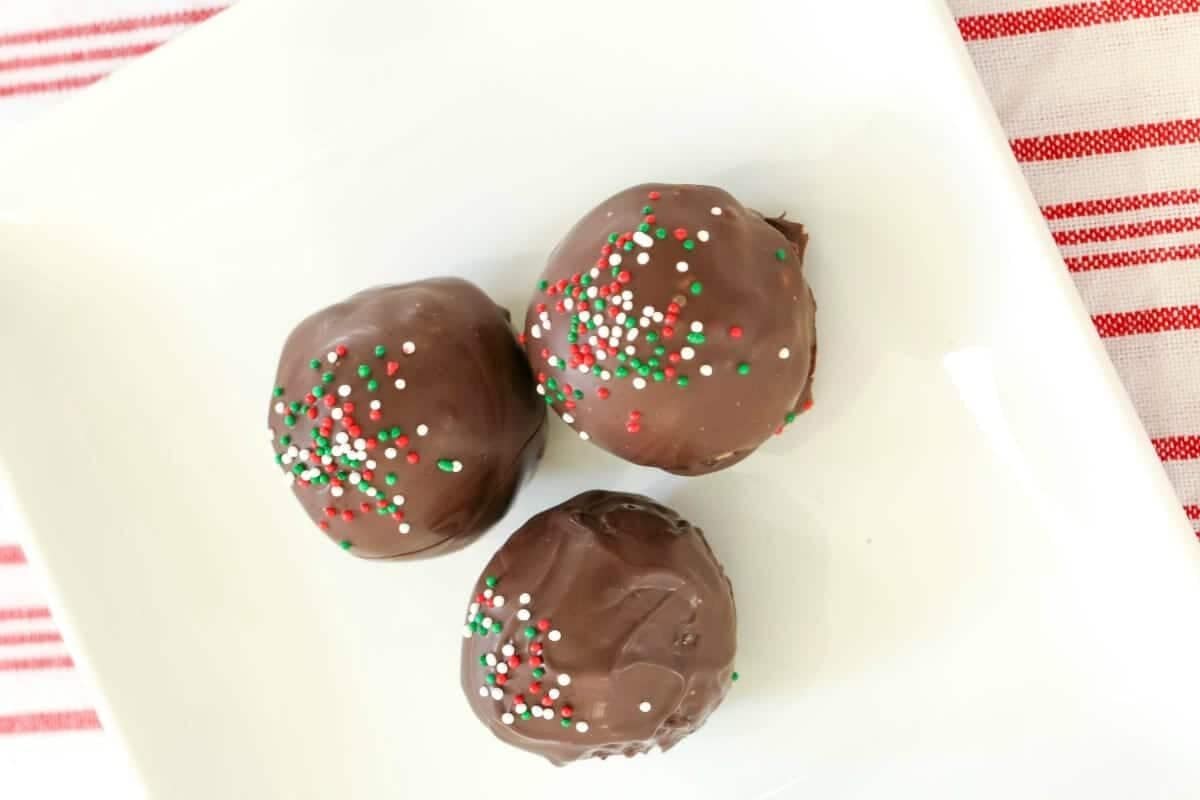 No-Bake Chocolate Chip Truffles