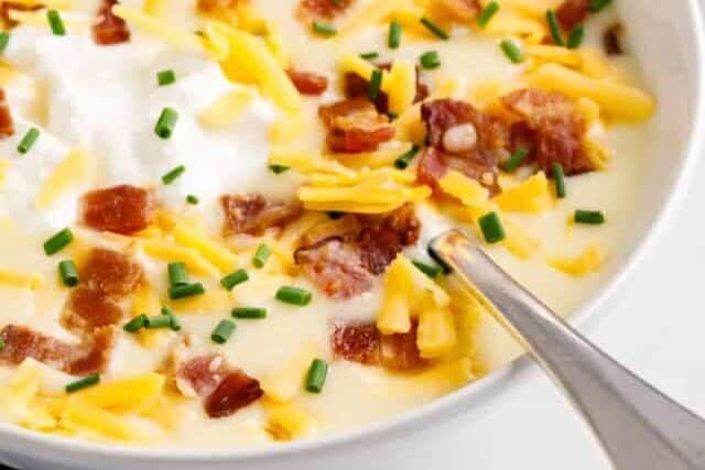 Cheesy Potato Soup Hero-4