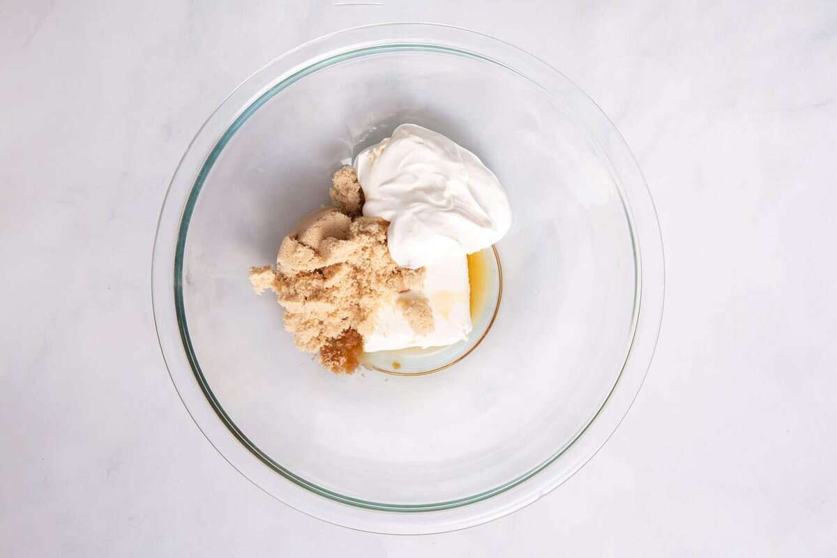 Ingredients for grape salad cream cheese dressing.