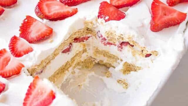 cropped-Strawberry-icebox-Cake-10.jpg