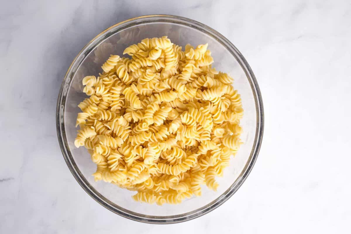 Rotini in glass bowl.